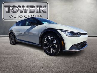 Used 2022 Kia EV6 Wind w/ Wind Technology Package video 2