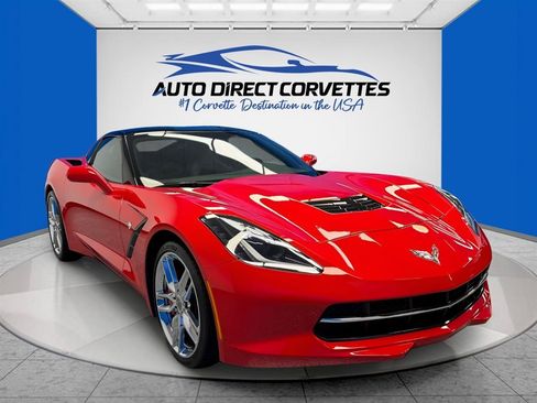 Used 2019 Chevrolet Corvette Stingray Coupe w/ 1LT RWD image 13