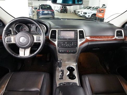 Used 2013 Jeep Grand Cherokee Limited w/ Trailer Tow Group IV AWD/4WD image 7