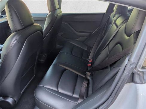 Used 2021 Tesla Model 3 Standard Range Plus RWD image 19