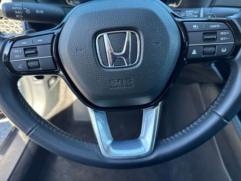 Used 2023 Honda Accord Touring image 7