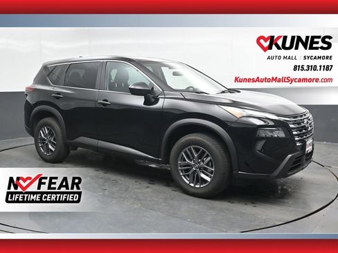 Used 2024 Nissan Rogue S AWD/4WD image 1