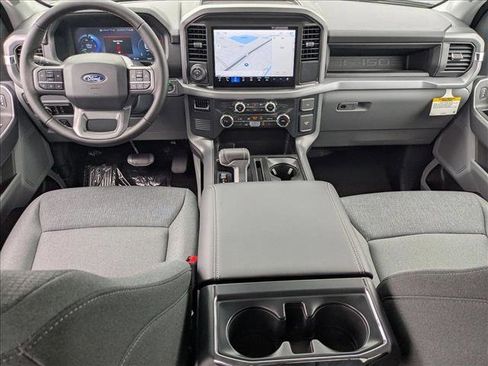 New 2025 Ford F150 Lightning XLT image 13