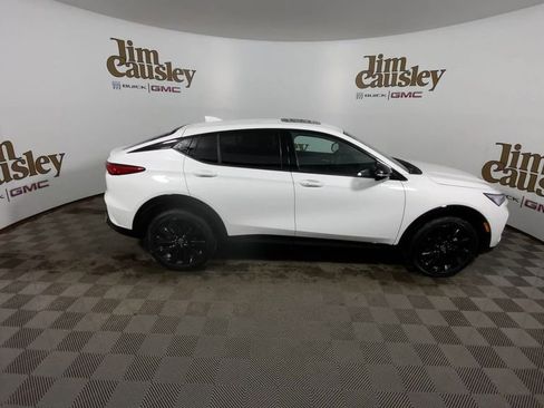 Used 2024 Buick Envista Sport Touring w/ Convenience I Package image 9