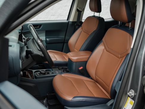 Used 2022 Ford Maverick Lariat w/ Equipment Group 500A Standard image 22