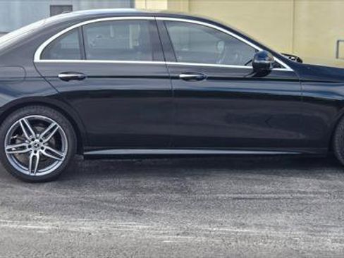 Used 2019 Mercedes-Benz E 300 image 8