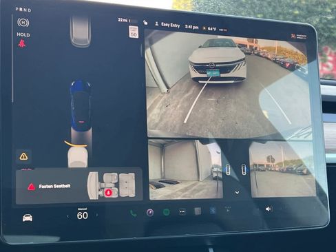 Used 2021 Tesla Model Y Standard Range image 24