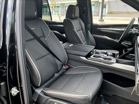 New 2026 Cadillac Escalade Sport AWD/4WD image 36