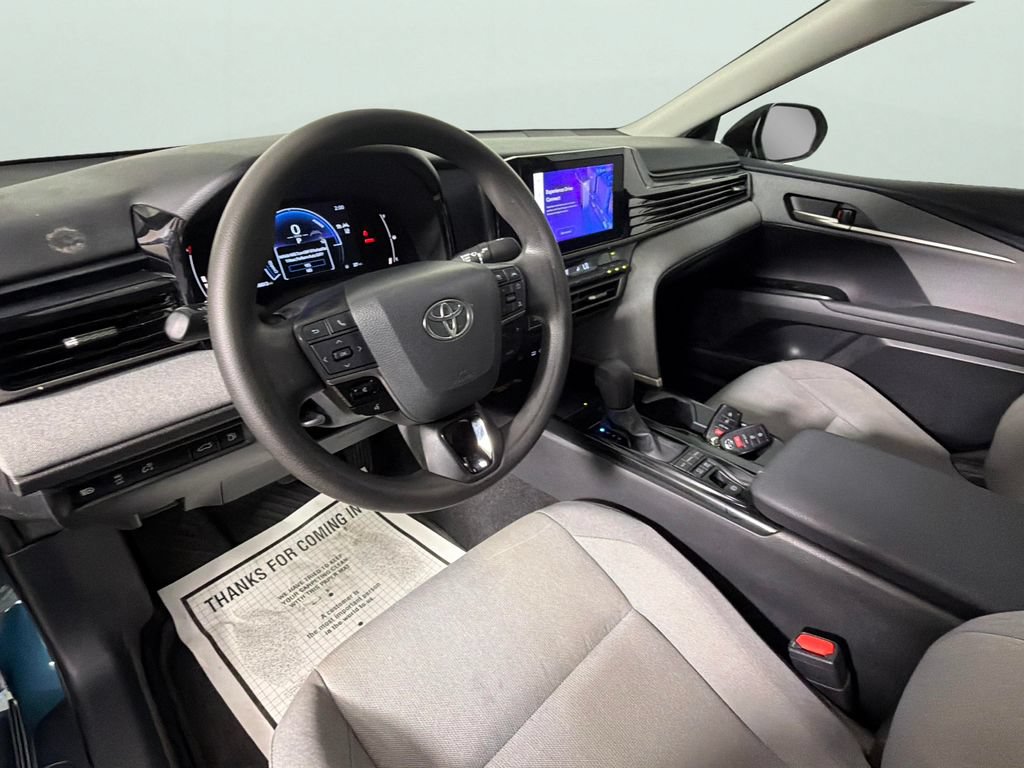 Used 2025 Toyota Camry LE w/ Convenience Package FWD image 18