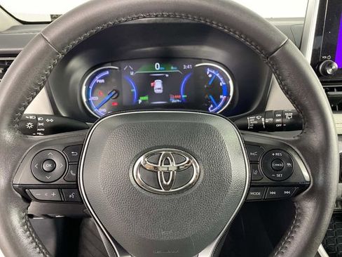 Used 2025 Toyota RAV4 XLE w/ Convenience Package AWD/4WD image 16