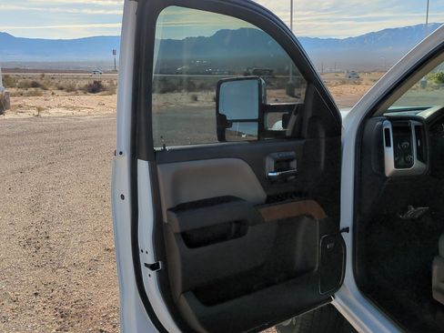 Used 2016 GMC Sierra 1500 SLT image 12