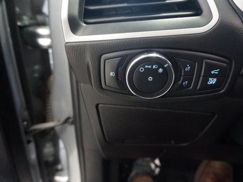 Used 2021 Ford Edge SEL w/ Convenience Package image 15