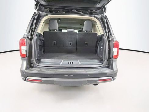 Used 2022 Ford Expedition XLT RWD image 26