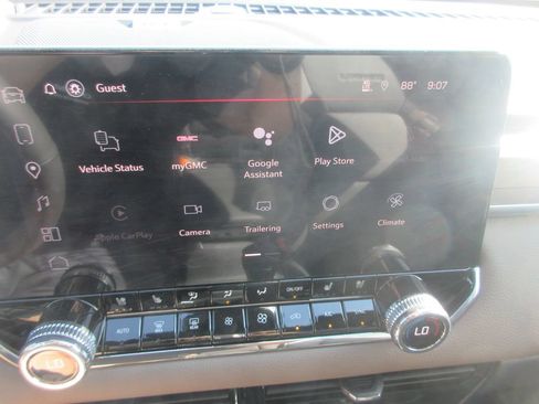 New 2026 GMC Canyon Denali AWD/4WD image 19