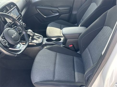 Certified 2022 Kia Soul GT-Line image 23