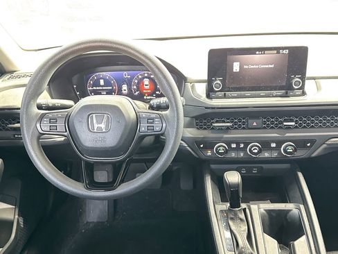 Used 2023 Honda Accord EX image 11