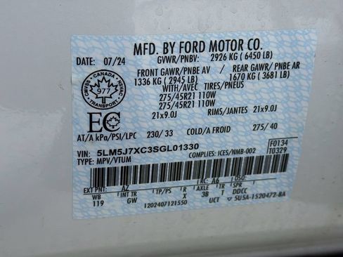 Used 2025 Lincoln Aviator Reserve AWD/4WD image 31