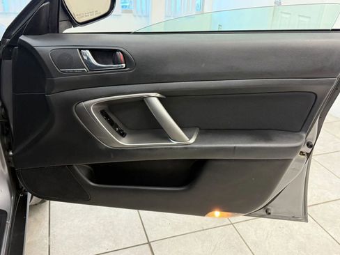 Used 2009 Subaru Outback 2.5i Special Edition image 23