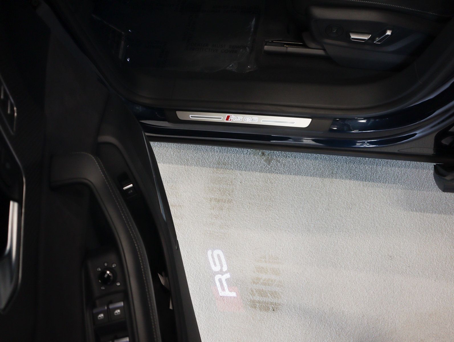 Used 2024 Audi RS Q8 AWD/4WD image 26