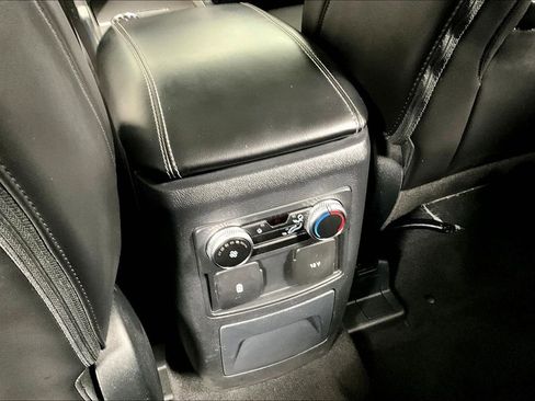 Used 2023 Ford Explorer XLT w/ Equipment Group 202A image 35