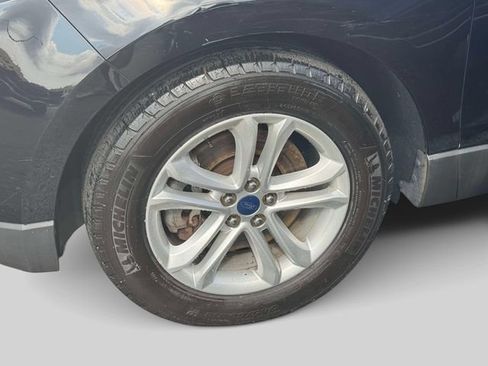 Used 2019 Ford Edge SEL w/ Equipment Group 201A AWD/4WD image 10