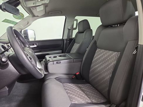 Used 2021 Toyota Tundra SR5 AWD/4WD image 13