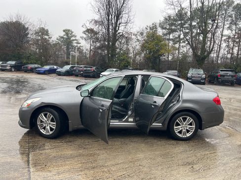 Used 2013 INFINITI G37 x w/ Premium Pkg image 16