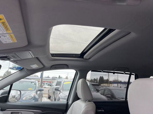 Used 2021 Honda Pilot Special Edition image 17