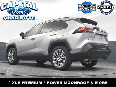 Used 2022 Toyota RAV4 XLE Premium image 24