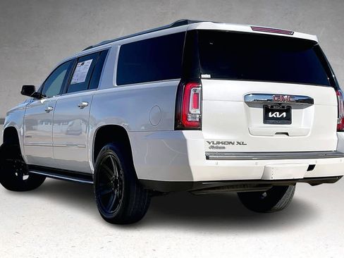 Used 2017 GMC Yukon XL Denali w/ Open Road Package image 4