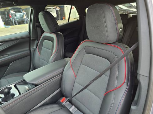 New 2026 Chevrolet Blazer EV RS image 23