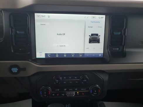 Used 2022 Ford Bronco Wildtrak AWD/4WD image 21