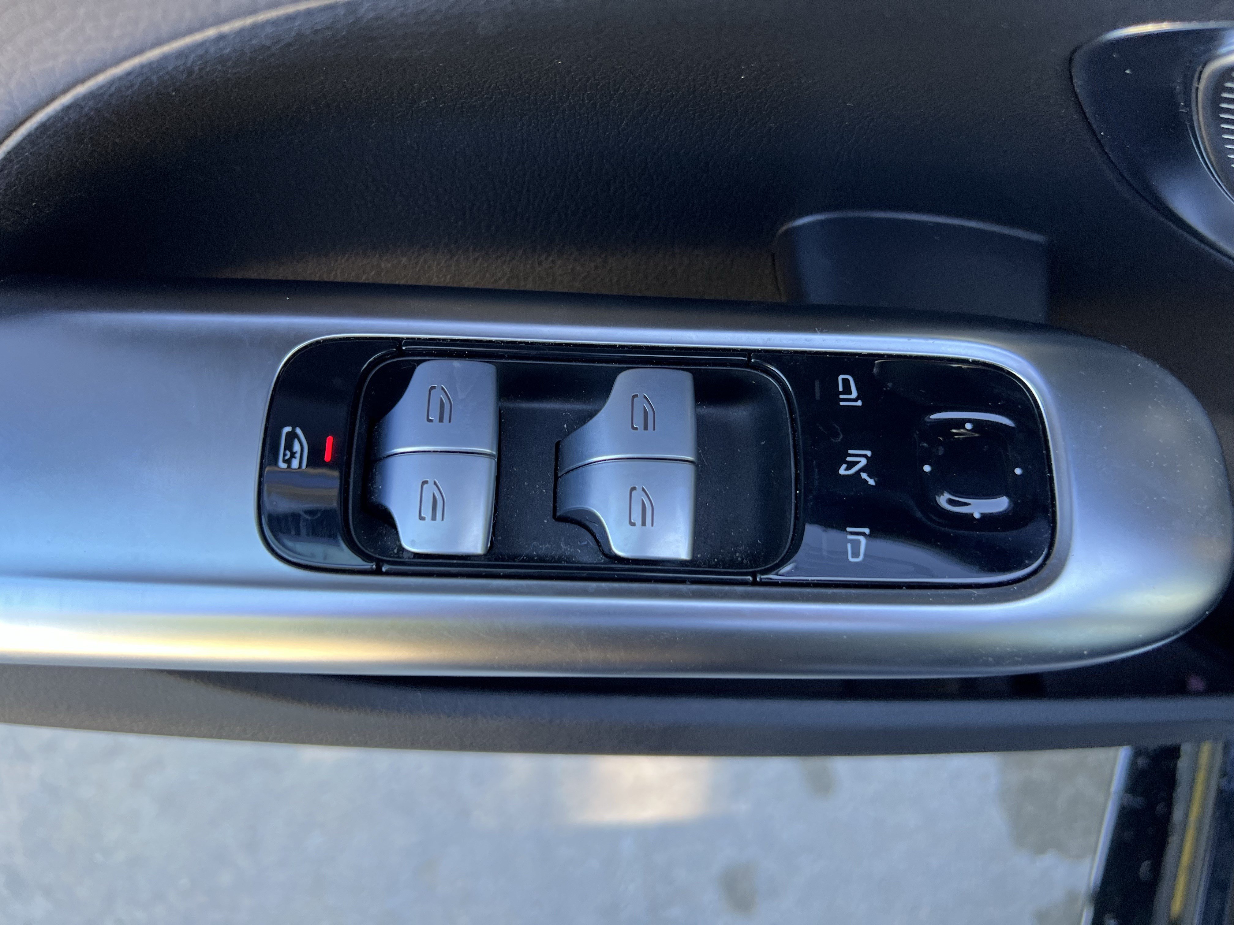 Used 2024 Mercedes-Benz C 300 4MATIC Sedan image 15
