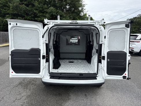 Used 2022 RAM ProMaster City Tradesman FWD image 27