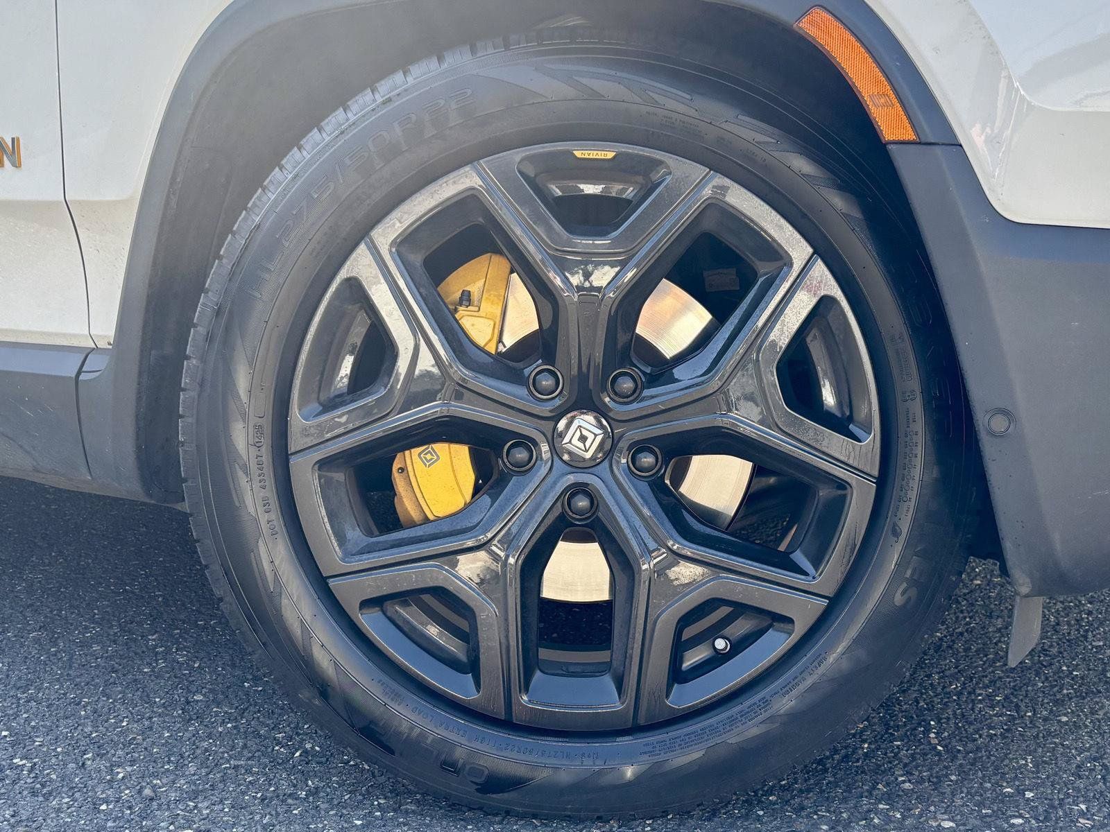 Used 2022 Rivian R1T Adventure AWD/4WD image 10