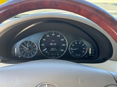 Used 2004 Mercedes-Benz CLK 320 Cabriolet 3.2L image 16