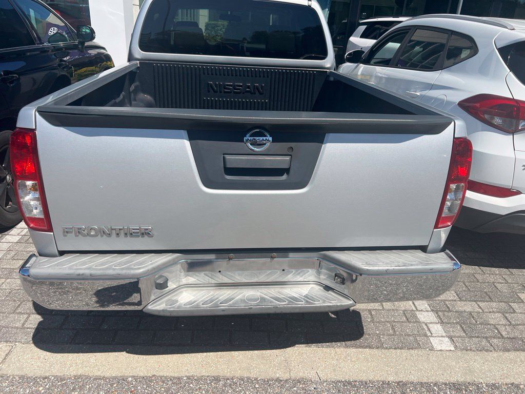 Used 2015 Nissan Frontier S RWD image 9
