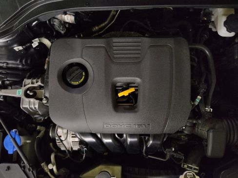 Used 2019 Hyundai Elantra Value Edition w/ Cargo Package FWD image 30