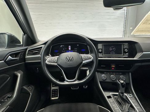 Used 2024 Volkswagen Jetta Sport FWD image 15