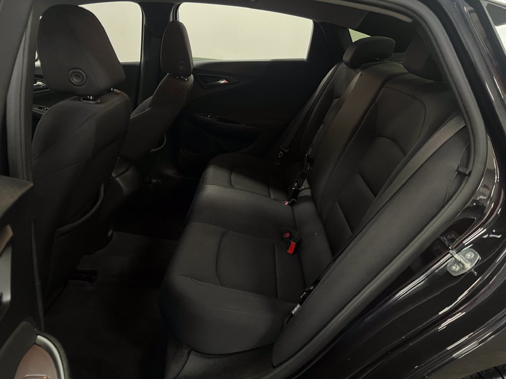 Used 2022 Chevrolet Malibu RS FWD image 25