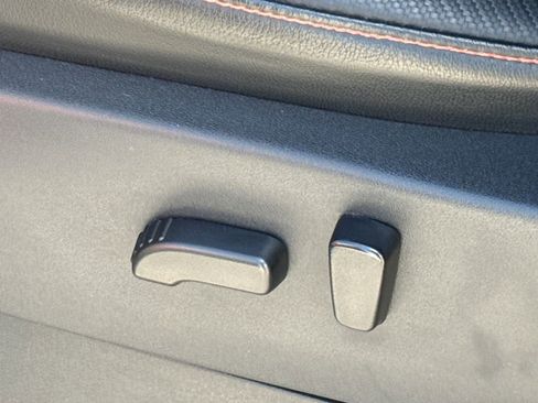 Used 2023 Nissan Frontier PRO-4X w/ Pro-4X Premium Package image 27