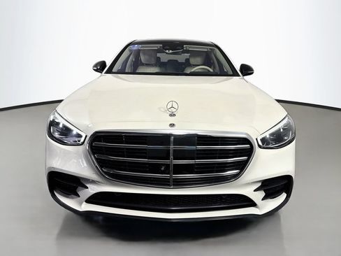 Used 2022 Mercedes-Benz S 500 4MATIC image 2