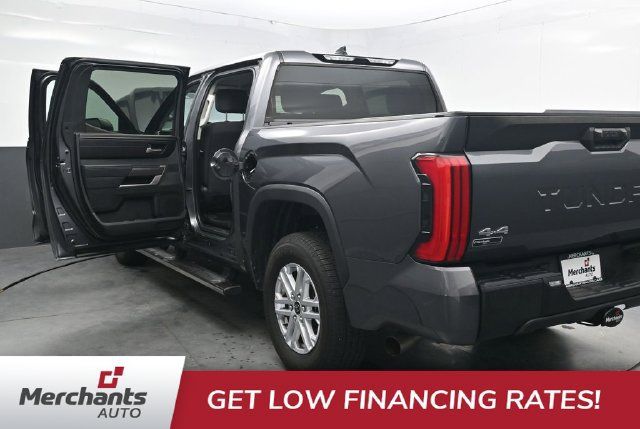 Used 2022 Toyota Tundra SR5 AWD/4WD image 43