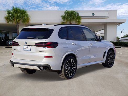 New 2026 BMW X5 xDrive40i w/ Executive Package image 4