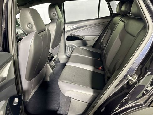 Certified 2023 Volkswagen ID.4 Pro S AWD/4WD image 21