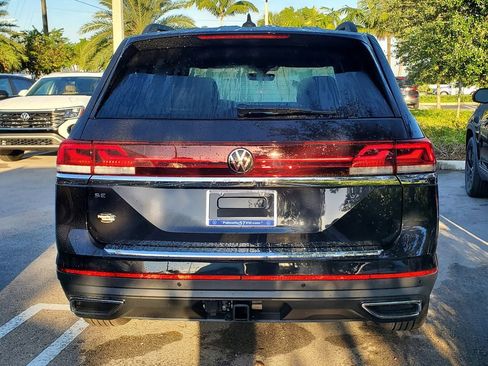 New 2026 Volkswagen Atlas SE image 4