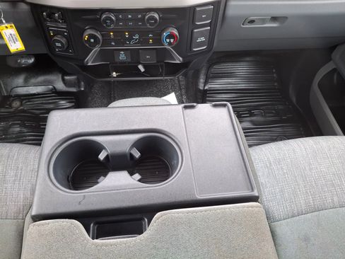 Used 2024 Ford F350 XLT image 12
