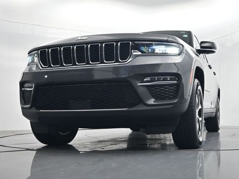 Used 2024 Jeep Grand Cherokee Limited w/ Trailer Tow Package AWD/4WD image 54