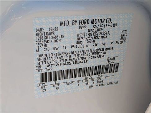 New 2025 Ford Maverick XLT w/ XLT Luxury Package image 17