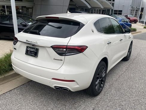 New 2024 Maserati Levante GT Ultima image 6